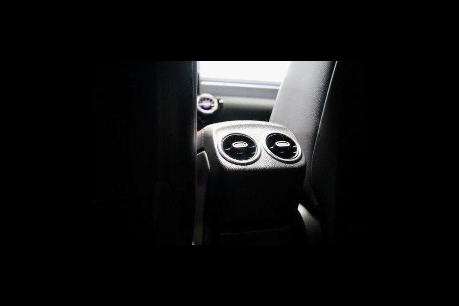 Mercedes-Benz CLA-Klasse 200 AMG|PANO|Ambient|TrkHk|Memory stoelen