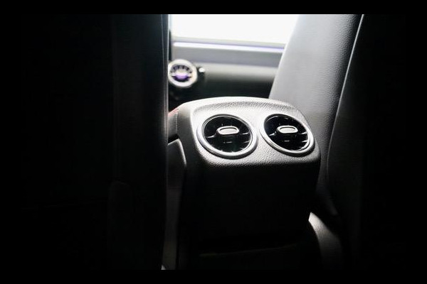 Mercedes-Benz CLA-Klasse 200 AMG|PANO|Ambient|TrkHk|Memory stoelen