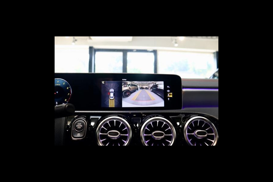 Mercedes-Benz CLA-Klasse 200 AMG|PANO|Ambient|TrkHk|Memory stoelen
