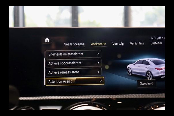 Mercedes-Benz CLA-Klasse 200 AMG|PANO|Ambient|TrkHk|Memory stoelen