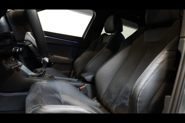Audi Q3 35 TFSI 3x S-Line Black Optik AUTOMAAT-ACC-ALCANTARA-AUDI SOUND-AMBIANCE-CAMERA-DAB-DRIVE SELECT-KEYLESS-MATRIX LED