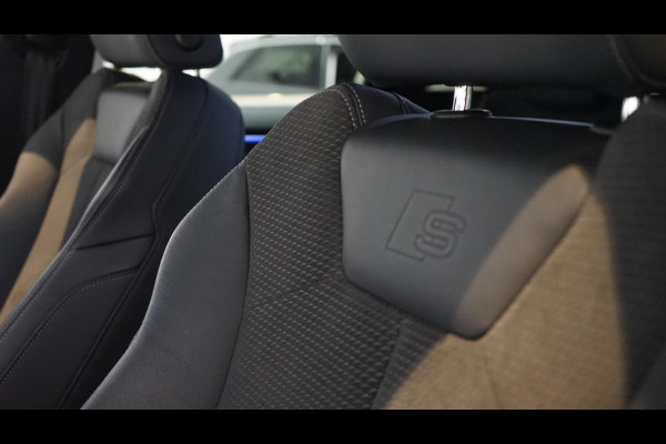 Audi Q3 35 TFSI 3x S-Line Black Optik AUTOMAAT-ACC-ALCANTARA-AUDI SOUND-AMBIANCE-CAMERA-DAB-DRIVE SELECT-KEYLESS-MATRIX LED