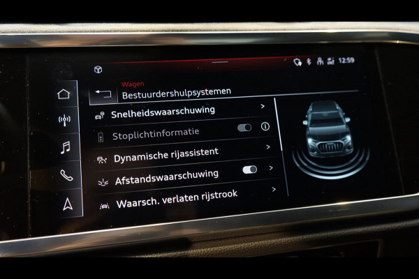 Audi Q3 35 TFSI 3x S-Line Black Optik AUTOMAAT-ACC-ALCANTARA-AUDI SOUND-AMBIANCE-CAMERA-DAB-DRIVE SELECT-KEYLESS-MATRIX LED