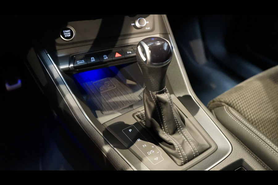 Audi Q3 35 TFSI 3x S-Line Black Optik AUTOMAAT-ACC-ALCANTARA-AUDI SOUND-AMBIANCE-CAMERA-DAB-DRIVE SELECT-KEYLESS-MATRIX LED