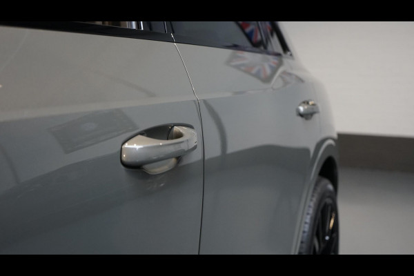 Audi Q3 35 TFSI 3x S-Line Black Optik AUTOMAAT-ACC-ALCANTARA-AUDI SOUND-AMBIANCE-CAMERA-DAB-DRIVE SELECT-KEYLESS-MATRIX LED