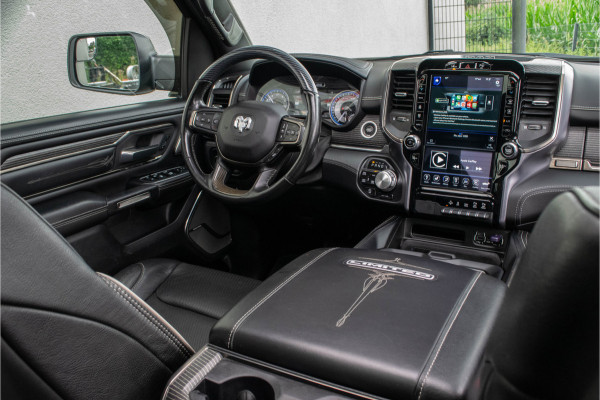 Dodge Ram 1500 5.7 V8 4x4 Crew Cab Limited / Luchtvering/ Virtual Cockpit/ Active ventilatie/ Trekhaak/ Panoramadak/ 296kW (402PK)