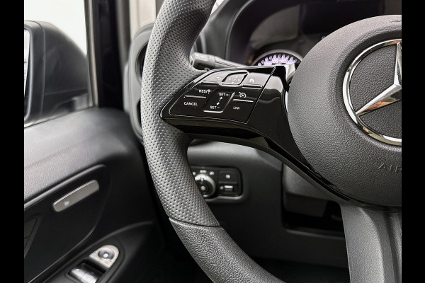 Mercedes-Benz Vito 116 CDI L2 Pro zwart Camera met parkeersensoren Trekhaak 2500kg Betimmering + laadvloer Stoelverwarming