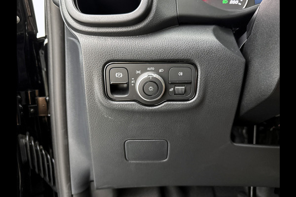 Mercedes-Benz Vito 116 CDI L2 Pro zwart Camera met parkeersensoren Trekhaak 2500kg Betimmering + laadvloer Stoelverwarming