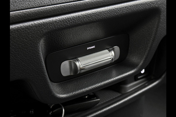Mercedes-Benz Vito 116 CDI L2 Pro zwart Camera met parkeersensoren Trekhaak 2500kg Betimmering + laadvloer Stoelverwarming