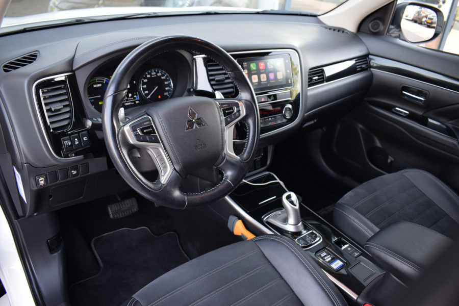Mitsubishi Outlander 2.4 PHEV Pure | Apple Carplay | Camera | Keyless | Leer