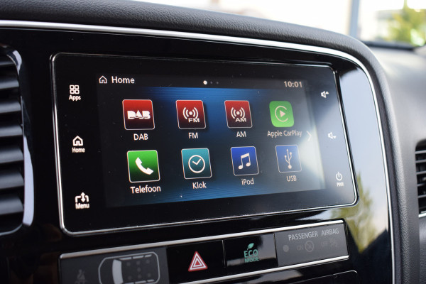 Mitsubishi Outlander 2.4 PHEV Pure | Apple Carplay | Camera | Keyless | Leer