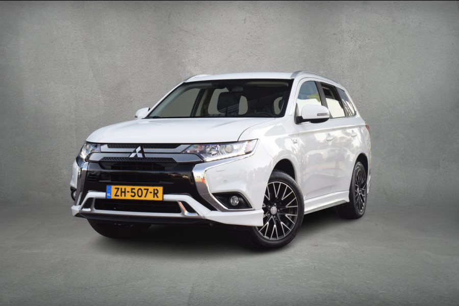Mitsubishi Outlander 2.4 PHEV Pure | Apple Carplay | Camera | Keyless | Leer