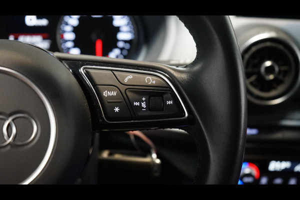 Audi Q2 35 TFSI Sport AUTOMAAT-AMBIANCE-CARPLAY-CLIMA-CRUISE-FULL LED-PDC-STOELVERWARMING