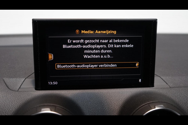 Audi Q2 35 TFSI Sport AUTOMAAT-AMBIANCE-CARPLAY-CLIMA-CRUISE-FULL LED-PDC-STOELVERWARMING