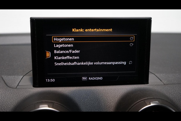 Audi Q2 35 TFSI Sport AUTOMAAT-AMBIANCE-CARPLAY-CLIMA-CRUISE-FULL LED-PDC-STOELVERWARMING