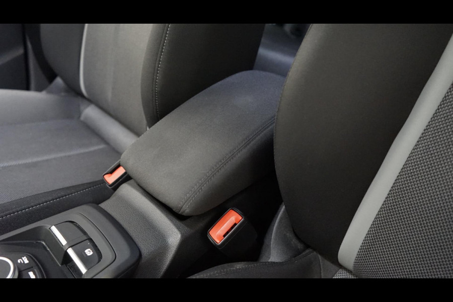 Audi Q2 35 TFSI Sport AUTOMAAT-AMBIANCE-CARPLAY-CLIMA-CRUISE-FULL LED-PDC-STOELVERWARMING