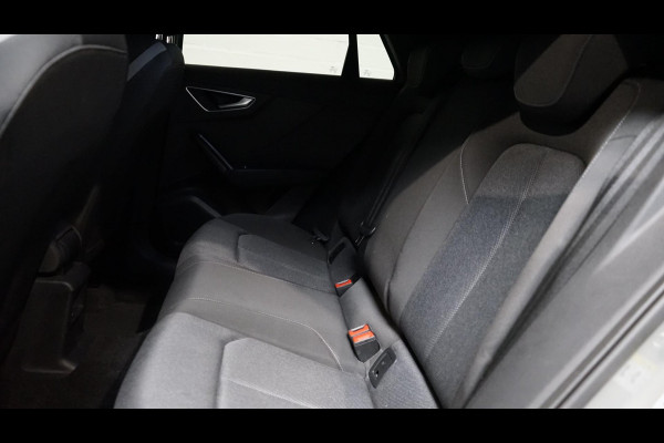 Audi Q2 35 TFSI Sport AUTOMAAT-AMBIANCE-CARPLAY-CLIMA-CRUISE-FULL LED-PDC-STOELVERWARMING