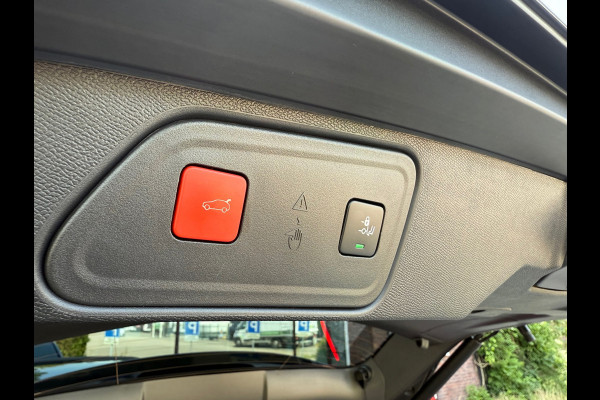 Peugeot 3008 1.6 HYbrid4 300 GT Pack Business - Automaat - Panodak - Navi - Parkeerhulp