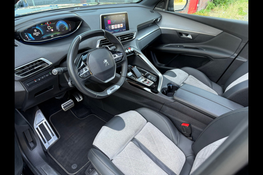 Peugeot 3008 1.6 HYbrid4 300 GT Pack Business - Automaat - Panodak - Navi - Parkeerhulp
