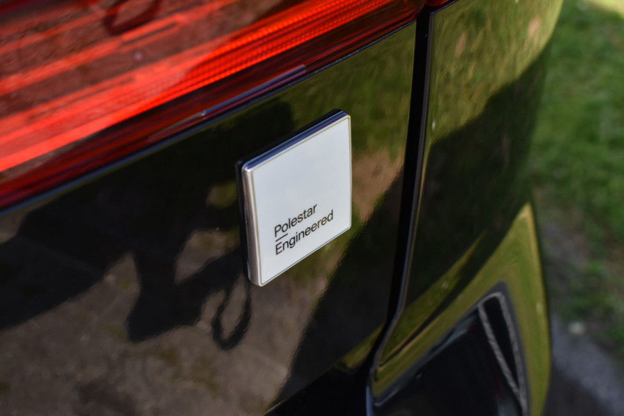 Volvo XC60 T8 AWD 405PK Plug-in Hybrid Polestar Engineered | 360 Camera | 22" LMV | ACC | H&K | Panoramadak