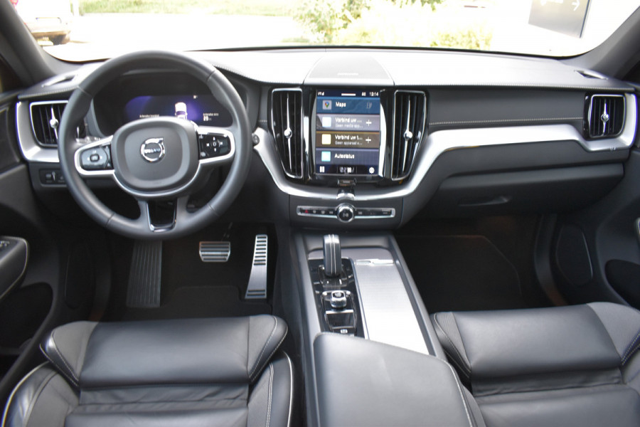 Volvo XC60 T8 AWD 405PK Plug-in Hybrid Polestar Engineered | 360 Camera | 22" LMV | ACC | H&K | Panoramadak