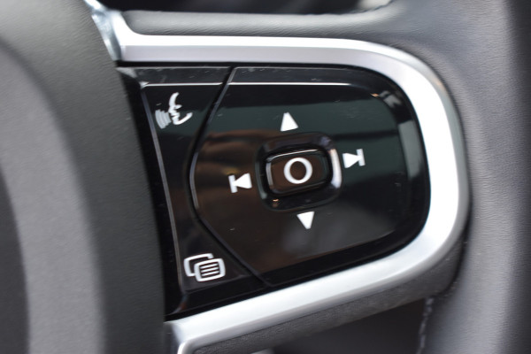 Volvo XC60 T8 AWD 405PK Plug-in Hybrid Polestar Engineered | 360 Camera | 22" LMV | ACC | H&K | Panoramadak