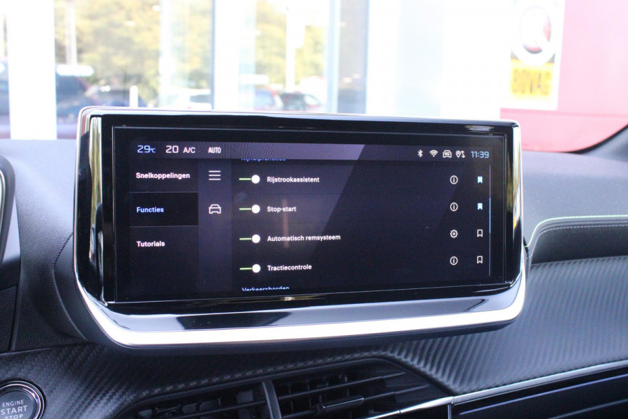 Peugeot 208 1.2 Hybrid 145PK e-DCS6 GT | NAVIGATIE | DRAADLOZE APPLE CARPLAY/ANDROID AUTO | CAMERA VOOR + ACHTER | FULL LED KOPLAMPEN | LICHTMETALEN VELGEN 17" | DODEHOEK DETECTIE | DRAADLOZE TELEFOONLADER | KEYLESS ENTRY/START | DAB+ RADIO | ADAPTIVE CRUISE CONTROL |