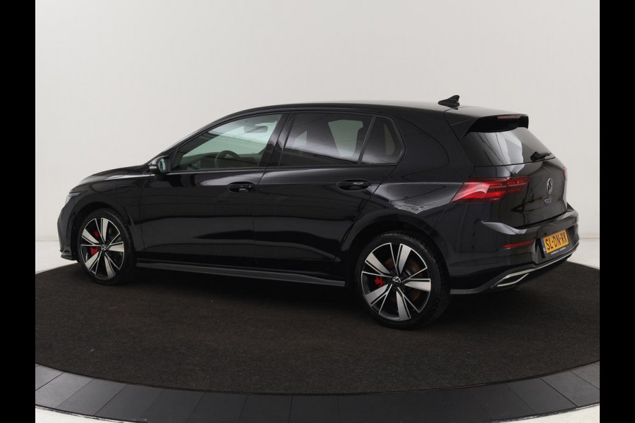 Volkswagen Golf 1.4 eHybrid GTE | Stoel & stuurverwarming | Adaptive cruise | Sfeerverlichting | Carplay | LED Plus | Sportstoelen | Parkeerhulp | PHEV | Plug In