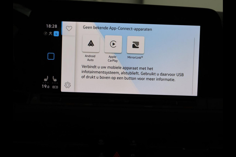 Volkswagen Golf 1.4 eHybrid GTE | Stoel & stuurverwarming | Adaptive cruise | Sfeerverlichting | Carplay | LED Plus | Sportstoelen | Parkeerhulp | PHEV | Plug In