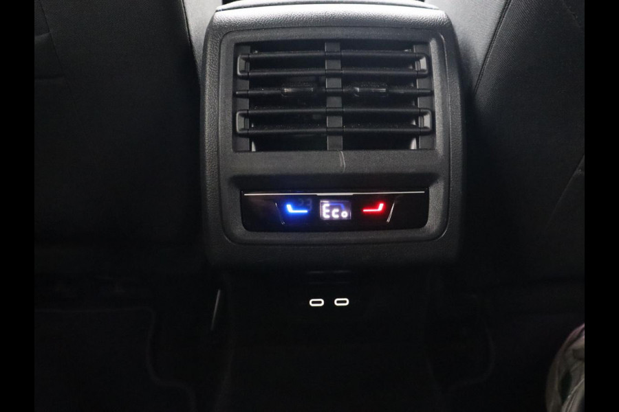 Volkswagen Golf 1.4 eHybrid GTE | Stoel & stuurverwarming | Adaptive cruise | Sfeerverlichting | Carplay | LED Plus | Sportstoelen | Parkeerhulp | PHEV | Plug In