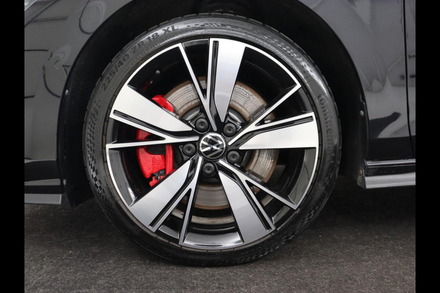 Volkswagen Golf 1.4 eHybrid GTE | Stoel & stuurverwarming | Adaptive cruise | Sfeerverlichting | Carplay | LED Plus | Sportstoelen | Parkeerhulp | PHEV | Plug In