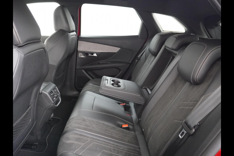 Peugeot 3008 1.6 HYbrid4 300 GT VAN: 31.900,- VOOR: 27.877,- UW HERFSTVOORDEEL: 4.023,- LEDER/ALCANTARA | 360 CAMERA | RIJKLAAR INCL. 12 MND. BOVAGGARANTIE
