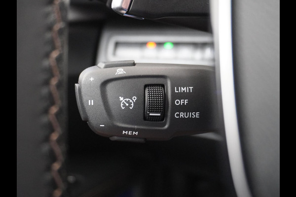 Peugeot 3008 1.6 HYbrid4 300 GT VAN: 31.900,- VOOR: 27.877,- UW HERFSTVOORDEEL: 4.023,- LEDER/ALCANTARA | 360 CAMERA | RIJKLAAR INCL. 12 MND. BOVAGGARANTIE