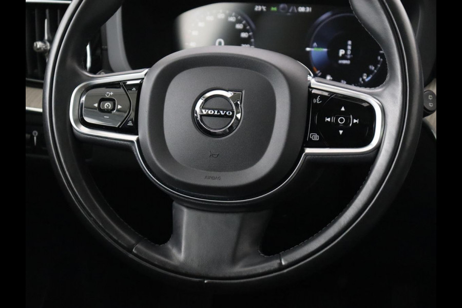 Volvo XC60 2.0 Recharge T6 AWD Inscription | Panoramadak | Leder | Head-Up | Stoel & stuurverwarming | 360 Camera | Harman/Kardon | Carplay | Navigatie | Adaptive cruise | PHEV | Plug In