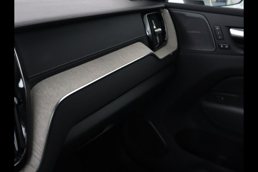 Volvo XC60 2.0 Recharge T6 AWD Inscription | Panoramadak | Leder | Head-Up | Stoel & stuurverwarming | 360 Camera | Harman/Kardon | Carplay | Navigatie | Adaptive cruise | PHEV | Plug In