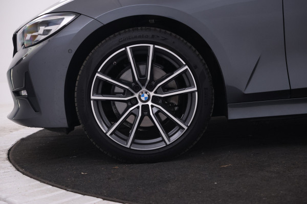 BMW 3 Serie Touring 320d High Executive M-sportm Volleder, Climate,
