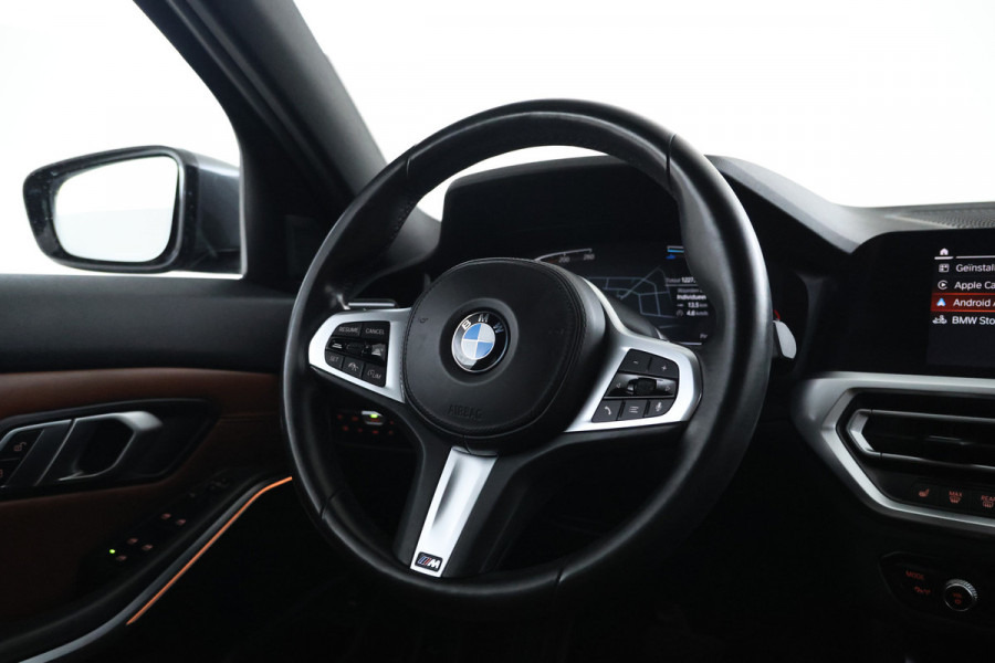BMW 3 Serie Touring 320d High Executive M-sportm Volleder, Climate,