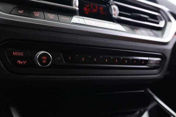 BMW 3 Serie Touring 320d High Executive M-sportm Volleder, Climate,