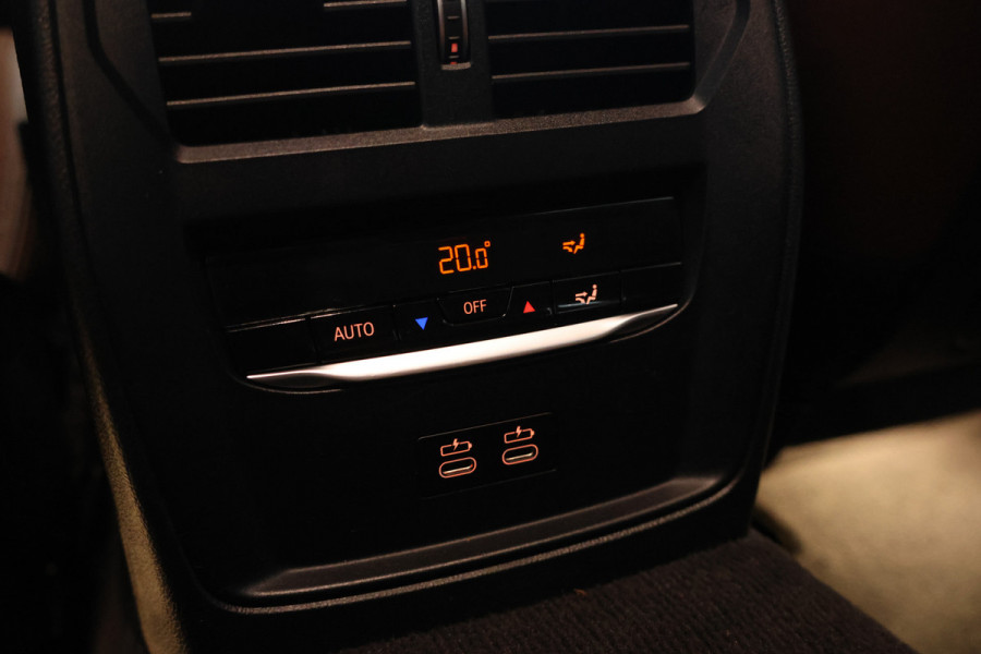 BMW 3 Serie Touring 320d High Executive M-sportm Volleder, Climate,