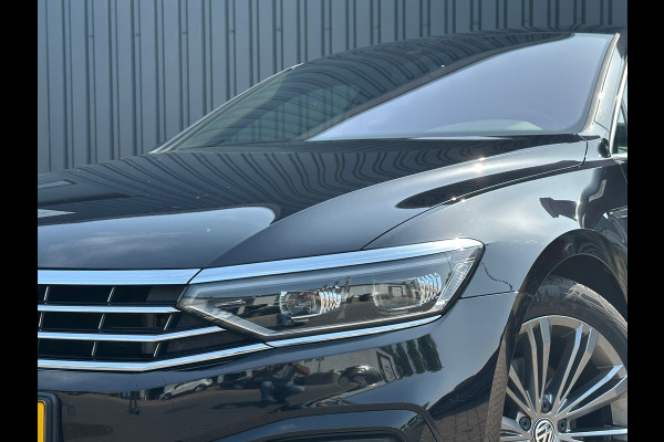 Volkswagen Passat 1.5 TSI Elegance Business R Line
