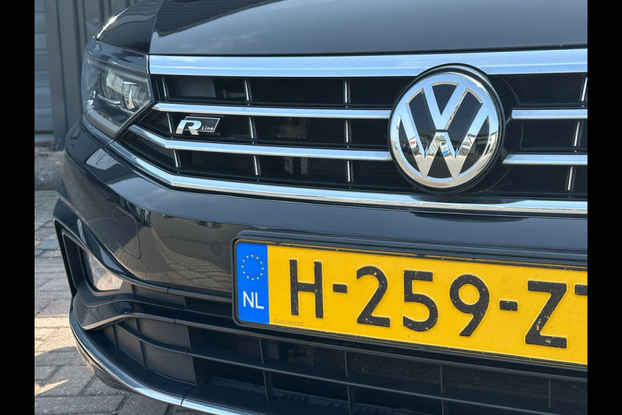 Volkswagen Passat 1.5 TSI Elegance Business R Line