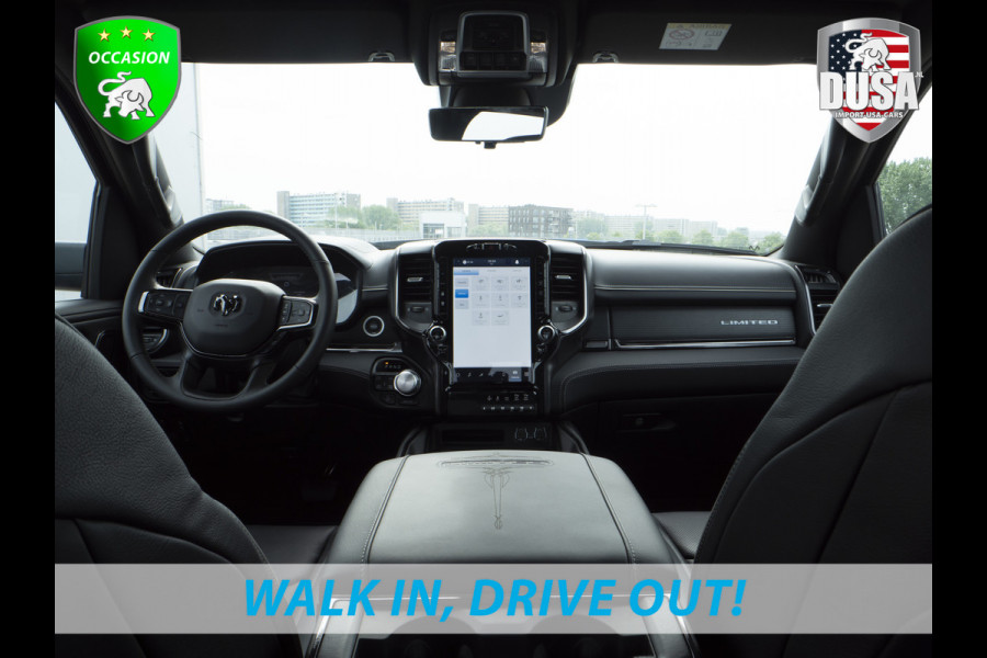 Dodge Ram | 1500 | Limited | 5.7 V8 HEMI | E-torque | DEMO | Panoramadak  | Luchtvering | RAMBOX | Digital Dash Getoonde accessoires zijn verkrijgbaar tegen meerprijs