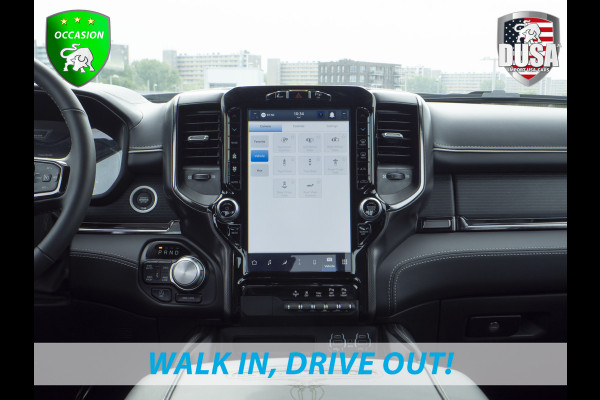 Dodge Ram | 1500 | Limited | 5.7 V8 HEMI | E-torque | DEMO | Panoramadak  | Luchtvering | RAMBOX | Digital Dash Getoonde accessoires zijn verkrijgbaar tegen meerprijs
