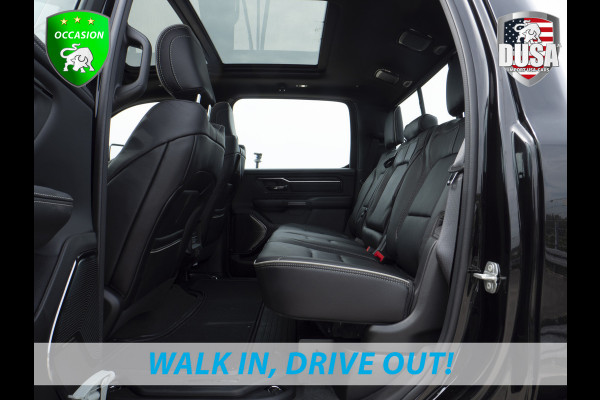Dodge Ram | 1500 | Limited | 5.7 V8 HEMI | E-torque | DEMO | Panoramadak  | Luchtvering | RAMBOX | Digital Dash Getoonde accessoires zijn verkrijgbaar tegen meerprijs