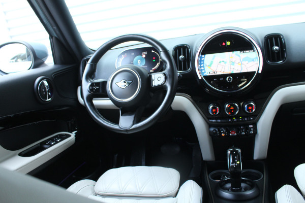 MINI Countryman 1.5 136pk Business Edition AUTOMAAT NL-Auto NAP Clima Cruise Navi Carplay Camera 17"LMV Leder Afn. Trekhaak 1500kg