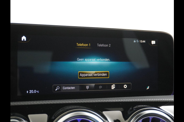 Mercedes-Benz A-Klasse 250 e Business Solution AMG Limited PHEV PLUG-IN HYBRIDE| PANORAMA DAK | AMBILIGHT | STOELVERWARMING | CAMERA | BLACK OPTIC PAKKET | WIDESCREEN DISPLAY | APPLE CARPLAY | RIJKLAAR MET 12 MND BOVAG GARANTIE |