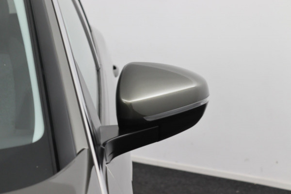 Peugeot 5008 1.2 PureTech Blue*NAVI*ECC*CRUISE*HAAK*7PERS*