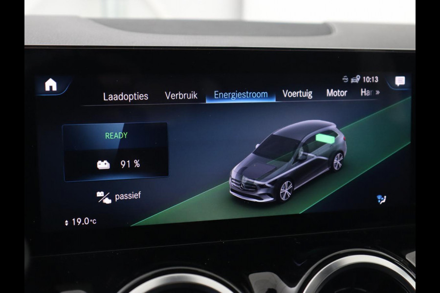 Mercedes-Benz B-Klasse 250e Style | Stoelventilatie | Panoramadak | Massage | Leder | Trekhaak | Carplay | Adaptive cruise | Stuurverwarming | Widescreen | Park Assist | Camera | Navigatie | Memory | PHEV | Plug In