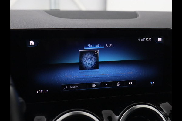 Mercedes-Benz B-Klasse 250e Style | Stoelventilatie | Panoramadak | Massage | Leder | Trekhaak | Carplay | Adaptive cruise | Stuurverwarming | Widescreen | Park Assist | Camera | Navigatie | Memory | PHEV | Plug In