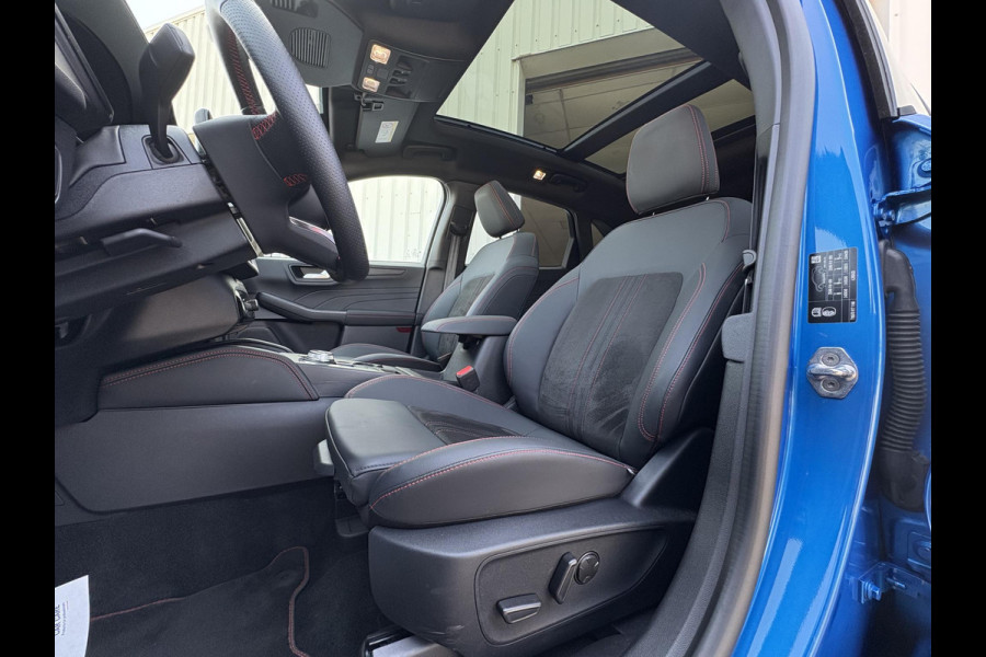 Ford Kuga 2.5 PHEV ST-Line X | Bellen voor bezichtiging | Wegklapbare trekhaak | Panoramadak | Winter Pack | Head up Display | All season banden